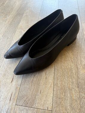 Marc Fisher Leather Black Pointed-Toe Low Block Heel Flats